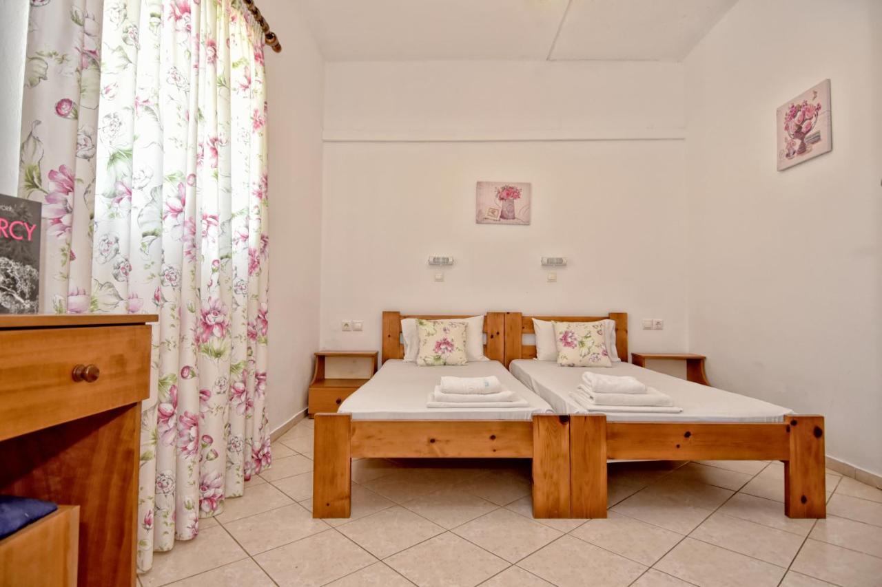 Kasapakis Hotel & Apartments แอร์ซอนิสซอส ภายนอก รูปภาพ