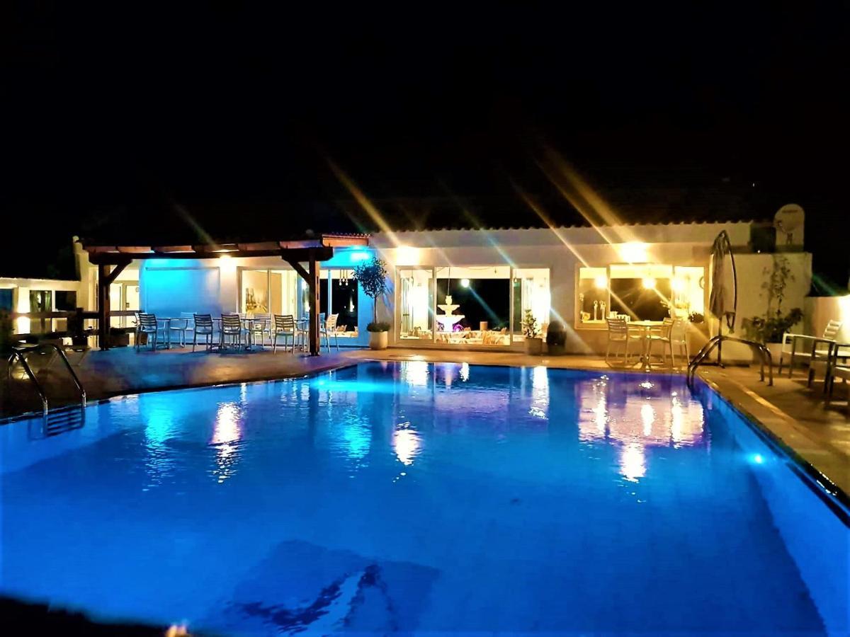 Kasapakis Hotel & Apartments แอร์ซอนิสซอส ภายนอก รูปภาพ