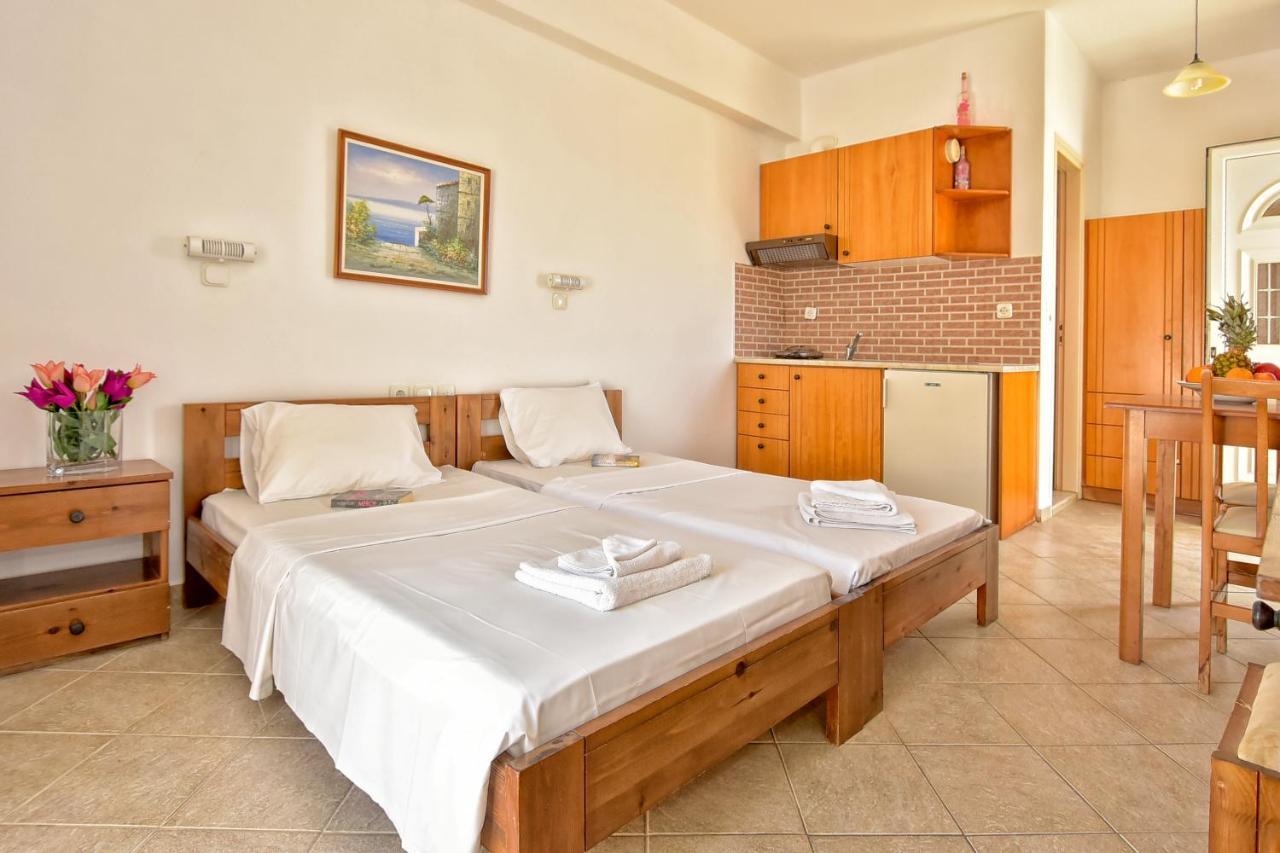 Kasapakis Hotel & Apartments แอร์ซอนิสซอส ภายนอก รูปภาพ